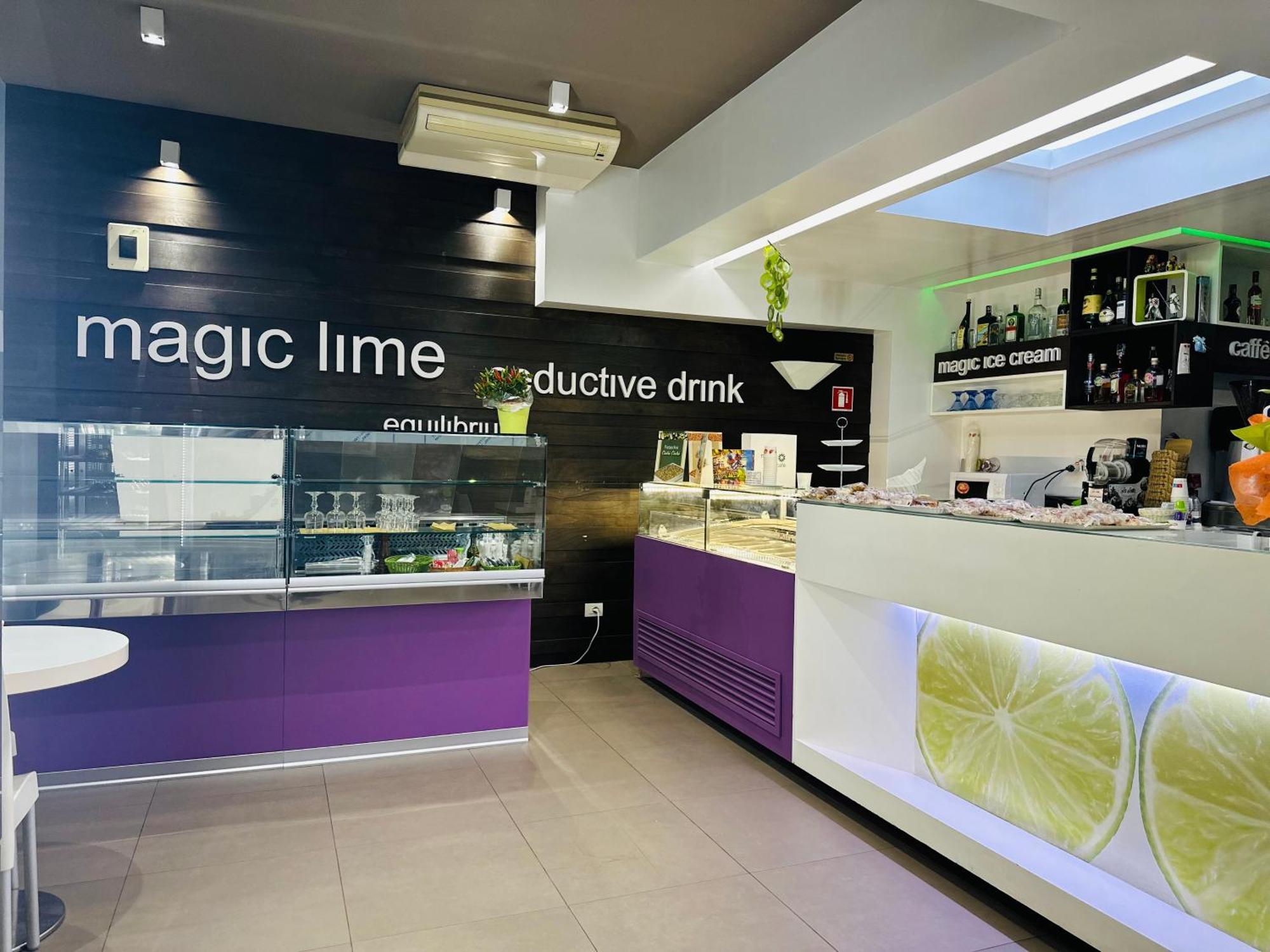 Riviera Ionica Aparthotel ซานตาเทเรซา ดี รีวา ภายนอก รูปภาพ