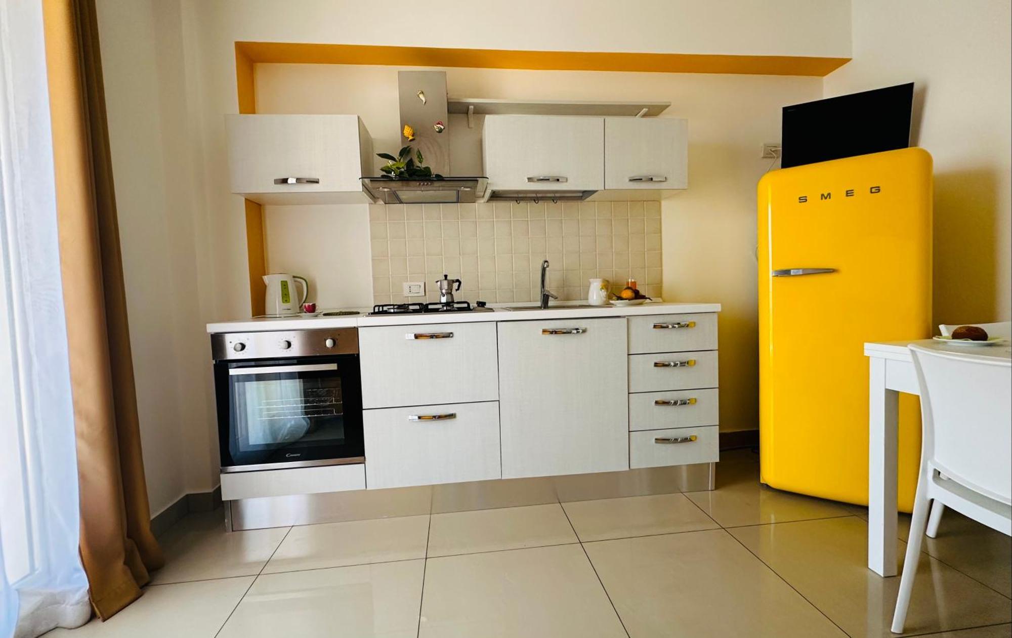 Riviera Ionica Aparthotel ซานตาเทเรซา ดี รีวา ภายนอก รูปภาพ